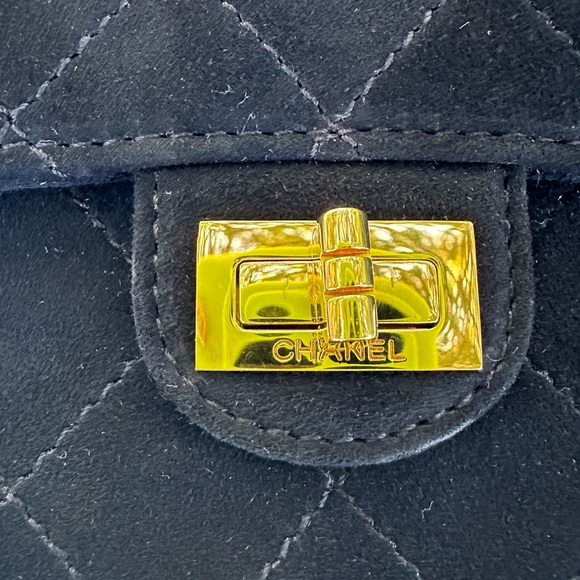 Chanel square flap black suede 24kt gold hardware - Picture 4 of 8